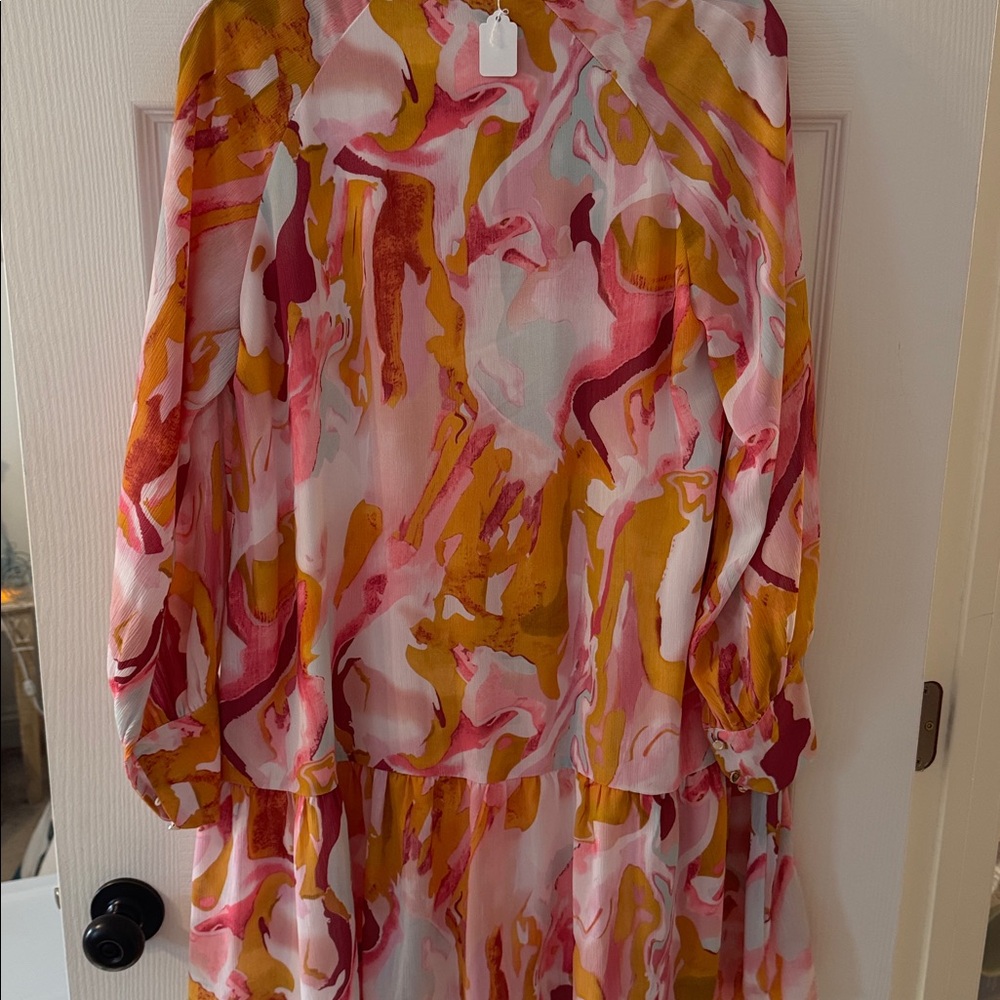 Groovy Dress - Picture 5 of 6